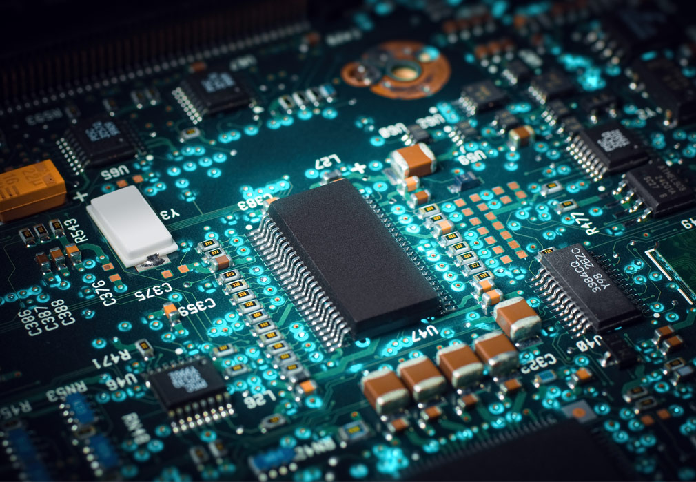Power management integrated circuit (PMIC)