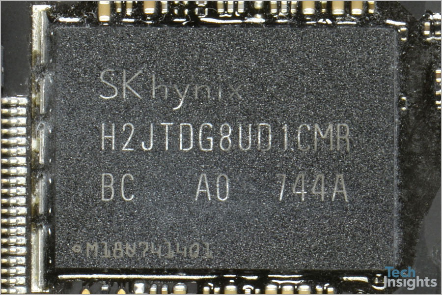 SK hynix H2JTDG8UD1CMR on the Apple HomePod Board