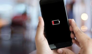 Minimizing Battery Degradation in Smartphones