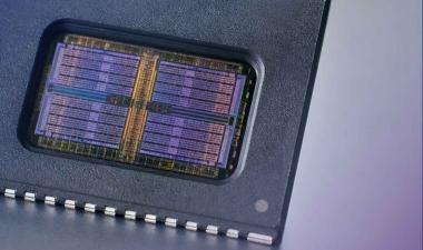 Intel-Core -Ultra-X7-358H-Microprocessor-Packaging-cover